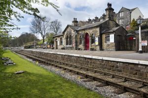 oakworth station april 2014 sm.jpg